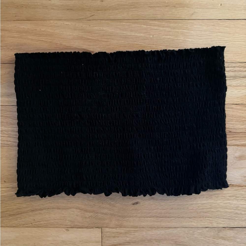 Black ribbed tube top Garage